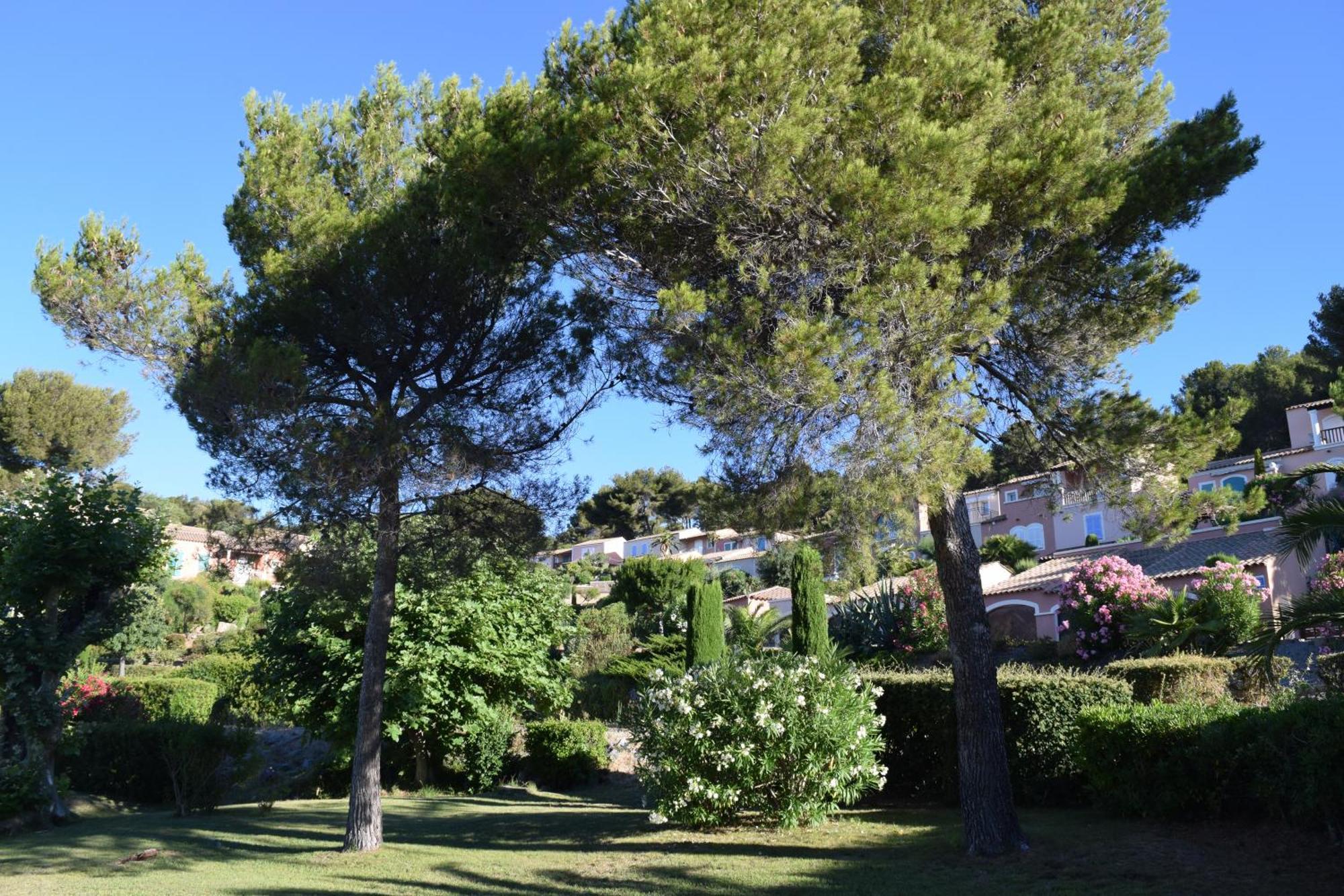 Villa Le Hameau - Cap Esterel Saint-Raphaël 外观 照片