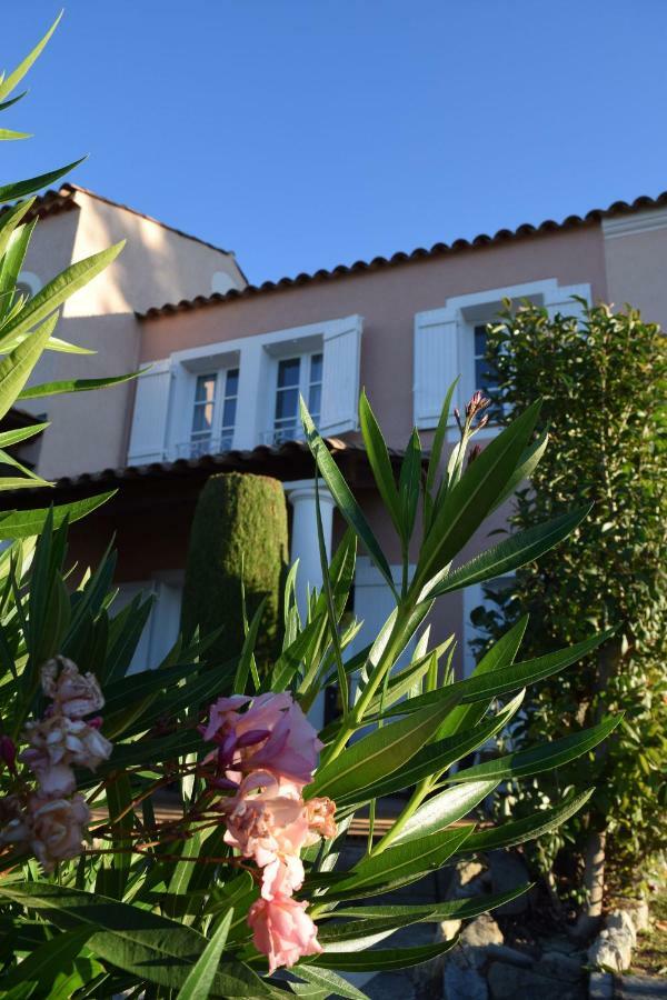 Villa Le Hameau - Cap Esterel Saint-Raphaël 外观 照片