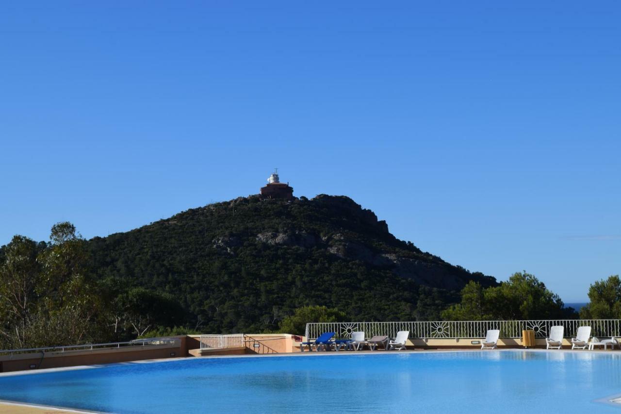 Villa Le Hameau - Cap Esterel Saint-Raphaël 外观 照片